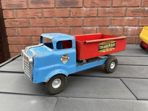 Triang pressed steel transport - steel,