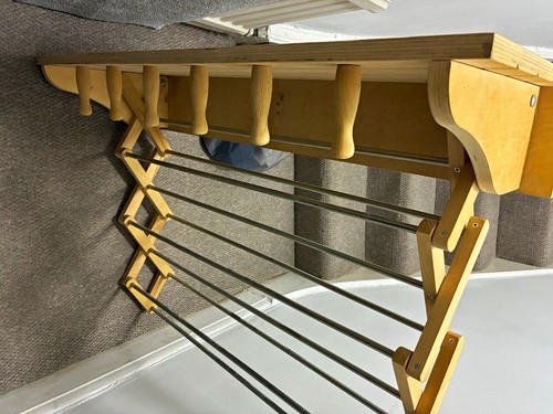 Foldable wooden stairway - wooden,
