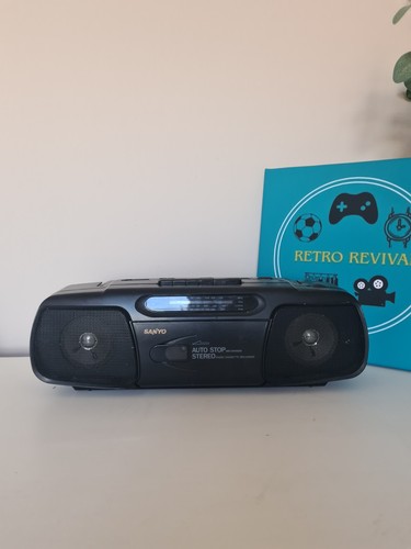 Sanyo 7012 boombox - sanyo,