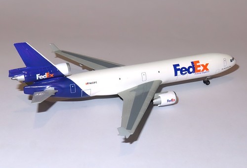 Dragonwings 400 scale - 1/400,