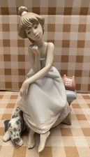 Lladro CHIT-CHAT Figurine