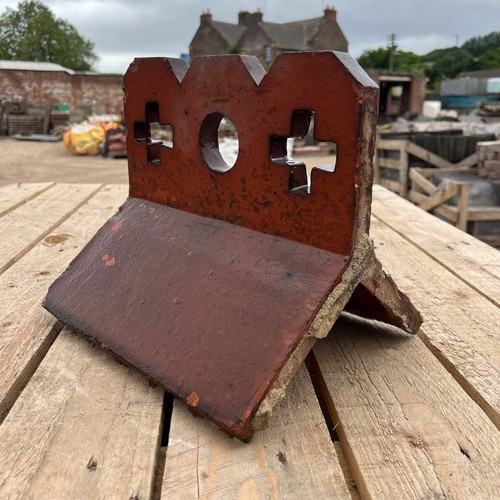 Reclaimed terracotta red - reclaimed,