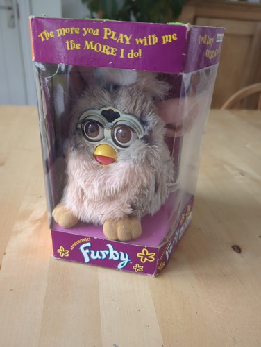 Vintage 1998 tiger electronics - vintage,