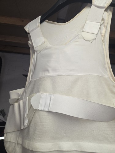 Covert stab vest size - covert, l