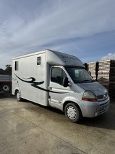3.5 ton horse box for sale. 2004  Renault Master, stalled to carry 2 horses