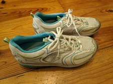 SKECHERS SHAPE UPS WOMEN'S WHITE TRAINERS VGC UK 6.5