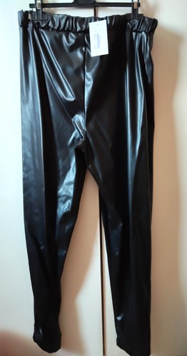 Bnwt wet look - look, pvc