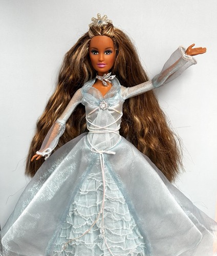 Barbie 2005 vintage - 🤍,