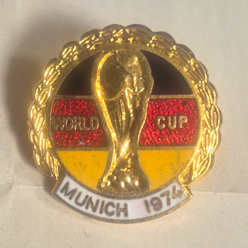 1974 world cup germany enamel - world,