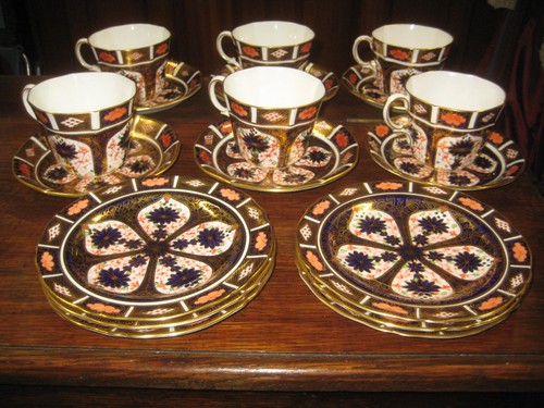 Royal crown derby - crown, 'old