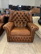 Chesterfield Tan Brown Real
