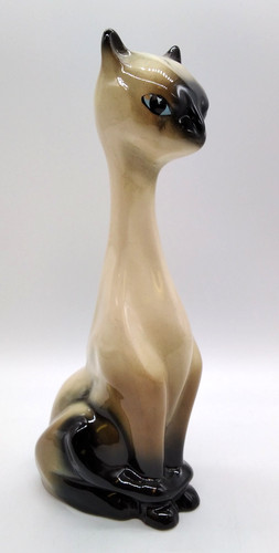 Long neck cat figurine - long,