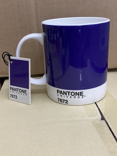 Pantone universe 7672 violet - universe,