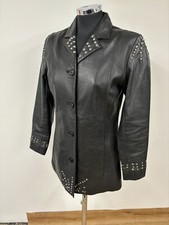 Barneys Originals Black