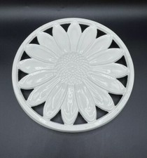 Vintage Sunflower cast iron enameled Trivet Hot Pad 8.5” White
