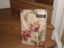 Laura ashley gosford cranberry - gosford,