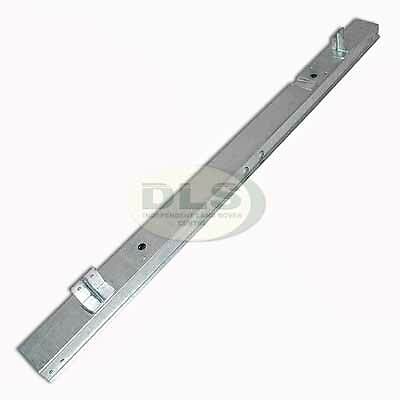 Middle floor body - body, crossmember