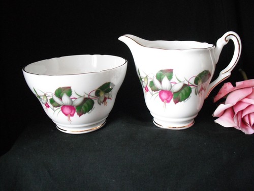 Vintage regency fuchsia design - fuchsia,