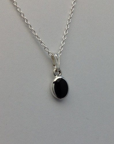 Small genuine whitby jet - genuine,