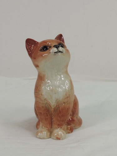 Vintage beswick cat figurine - vintage,