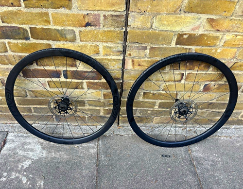 Roval c38carbon 700c tubeless - c38carbon,