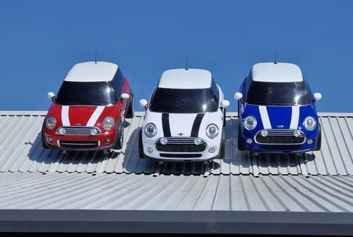 Bmw mini dealer full - mini, scale