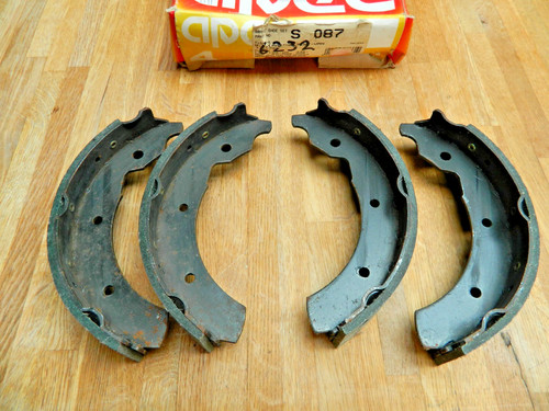 Front brake shoe set for - for, b,l