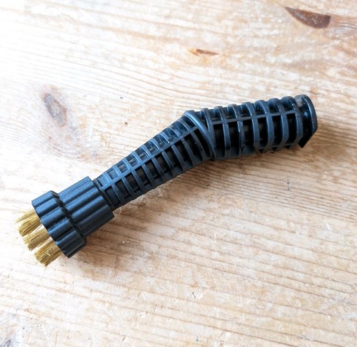 Jet nozzle with round brass - nozzle,
