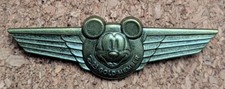 Disney Pin Mickey Mouse Gold