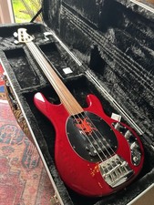 Ernie Ball Musicman Stingray Fretless Bass 1990 Trans Red