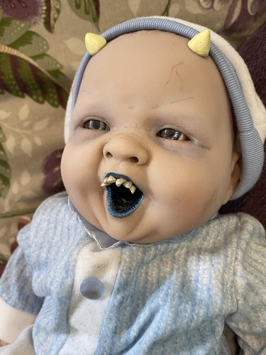 Ooak horror baby doll - baby,