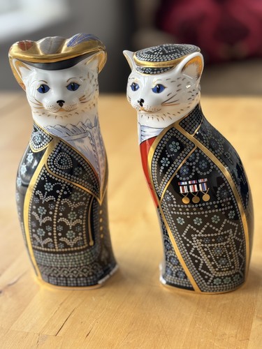 Royal crown derby - crown,