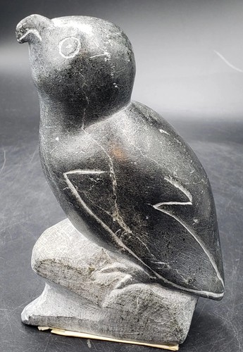 Inuit soapstone bird - bird, carving