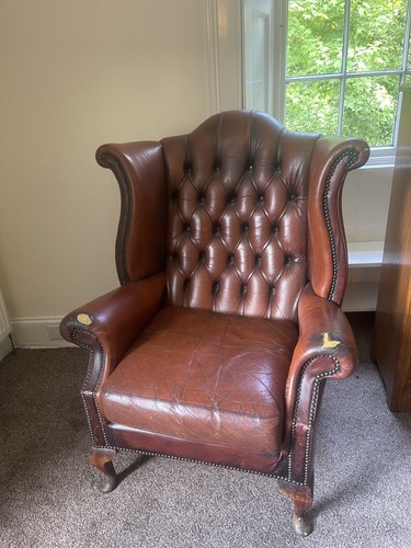 Chesterfield wing back queen - chesterfield,