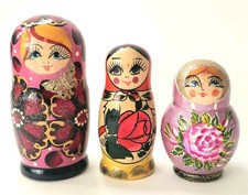 14 x Russian Nesting Dolls