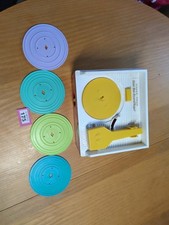Vintage Fisher Price Mattel 2014Music Box Record Player Wind Up, WORKS,4 RECORDS