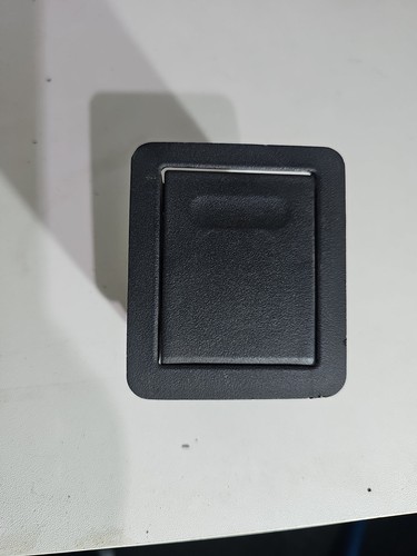 Bmw e36 series - rear, ashtray