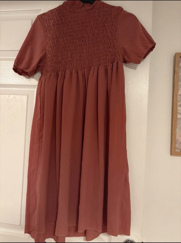 Coral dress size - , 10.