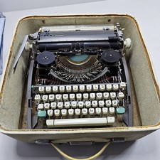 Vintage Typewriter - Working