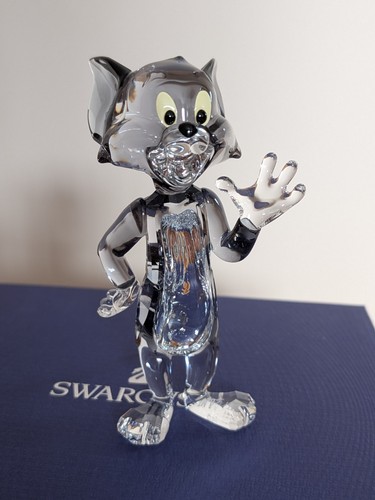 Swarovski warner bros figurine - swarovski,