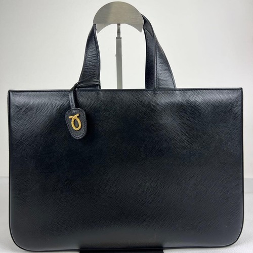 Launer london black leather - london,