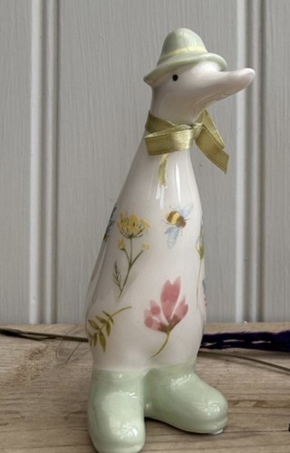 Ceramic duck with - ceramic,