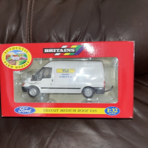 Britains ford transit medium - britains,