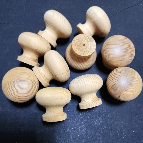 Set pine wooden knobs - pine,