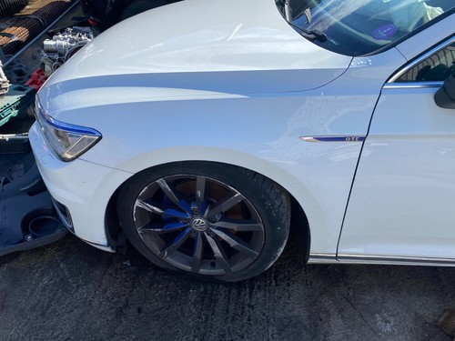 Genuine passat b8 - passat,
