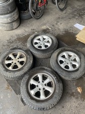 SET OF MITSUBISHI L200 PICK UP
