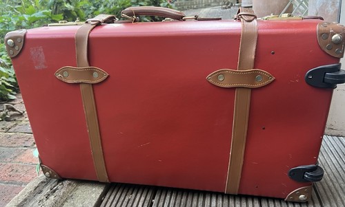 Globetrotter suitcase - globetrotter,