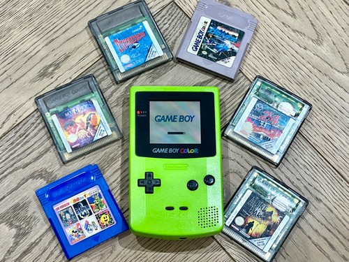 Nintendo game boy color green - boy,