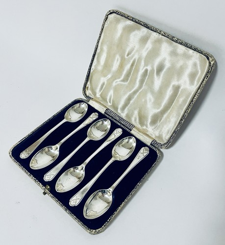 Set antique solid - of,