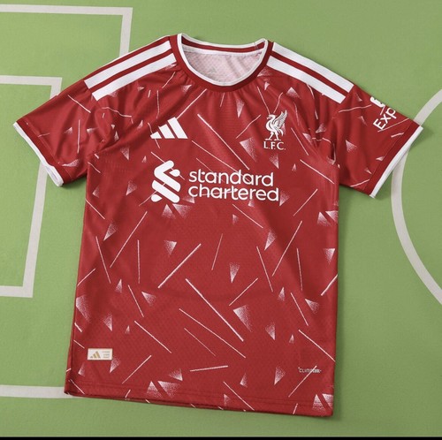 Liverpool home shirt xl - 26/27,
